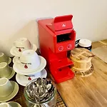 Ruhige Gaestezimmer In Mit Gemeinschaftsbad & Kueche * Бонн
