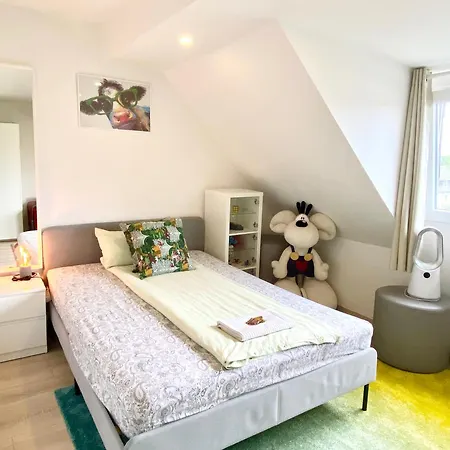 Zuhause Auf Zeit-gemuetliche Gaestezimmer * Бонн