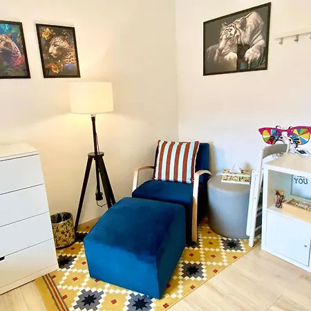 Zuhause Auf Zeit-gemuetliche Gaestezimmer منزل للإقامة *