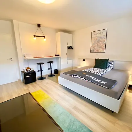 Kwatera prywatna Ruhige Gaestezimmer In Mit Gemeinschaftsbad & Kueche Bonn
