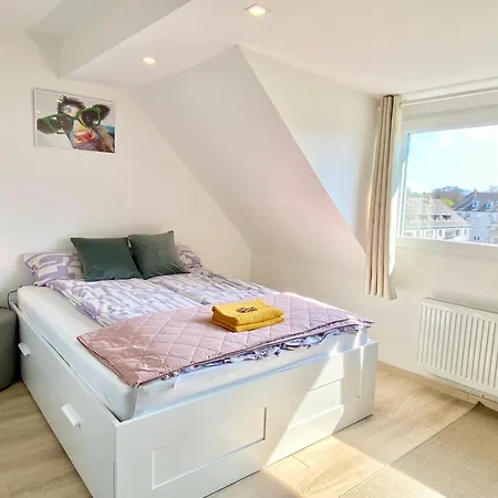 Ruhige Gaestezimmer In Mit Gemeinschaftsbad & Kueche Privat bolig *