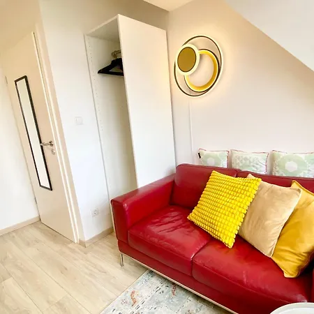 Ruhige Gaestezimmer In Mit Gemeinschaftsbad & Kueche Kwatera prywatna Bonn