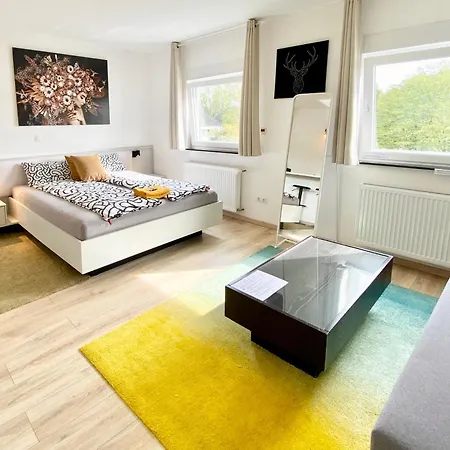 Ruhige Gaestezimmer In Mit Gemeinschaftsbad & Kueche Séjour chez l'habitant *