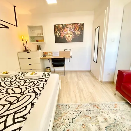 Séjour chez l'habitant Ruhige Gaestezimmer In Mit Gemeinschaftsbad & Kueche *